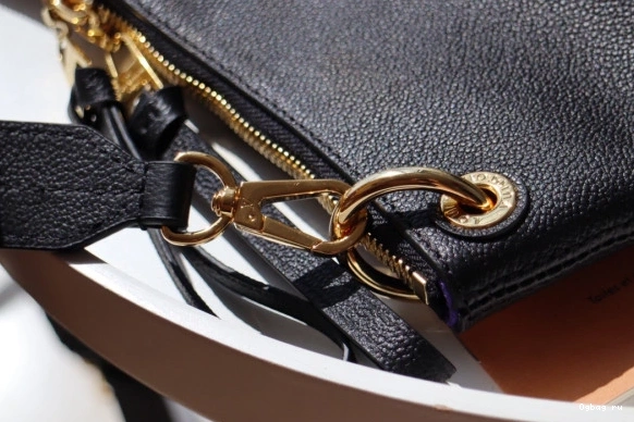 MAIDA LOUIS VUITTON HOBO 0713